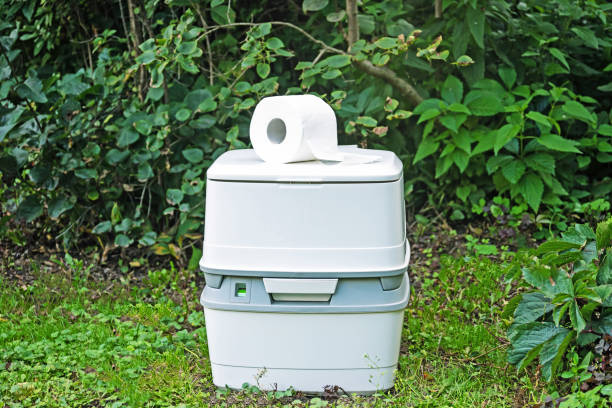 Best Portable restroom trailer rental  in Liverpool, NY